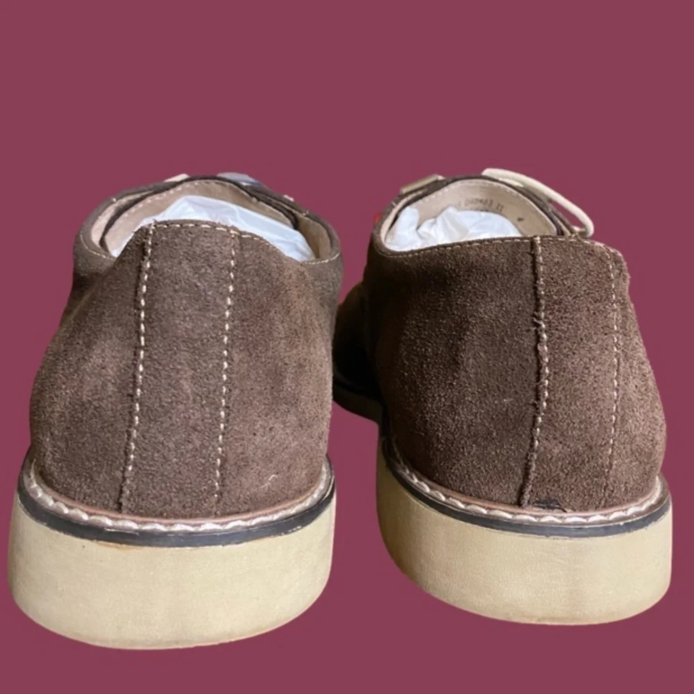 Asher Green-Men’s 11 chocolate brown genuine suede leather Oxford. Sharp! EUC